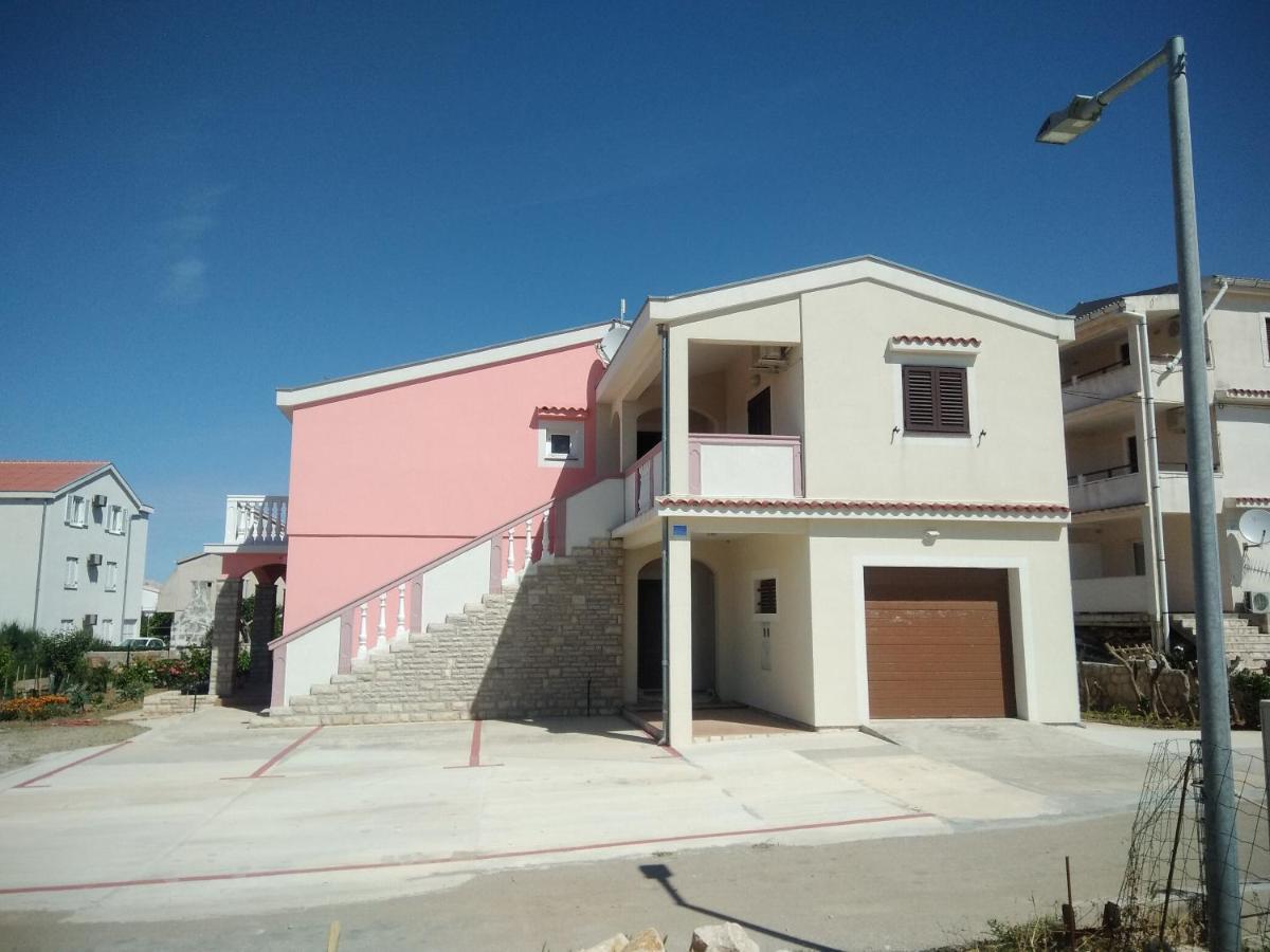 Apartmani Peko Pag Town Dış mekan fotoğraf