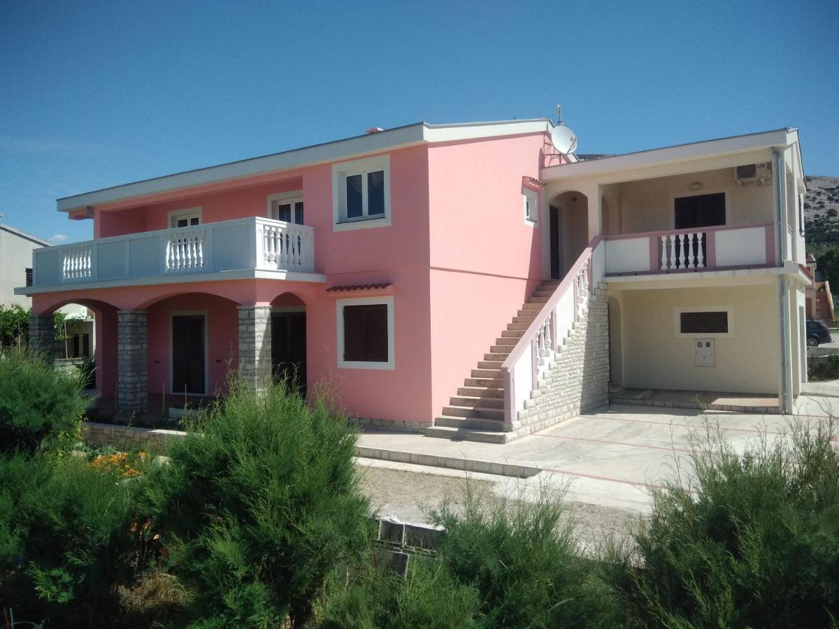Apartmani Peko Pag Town Dış mekan fotoğraf