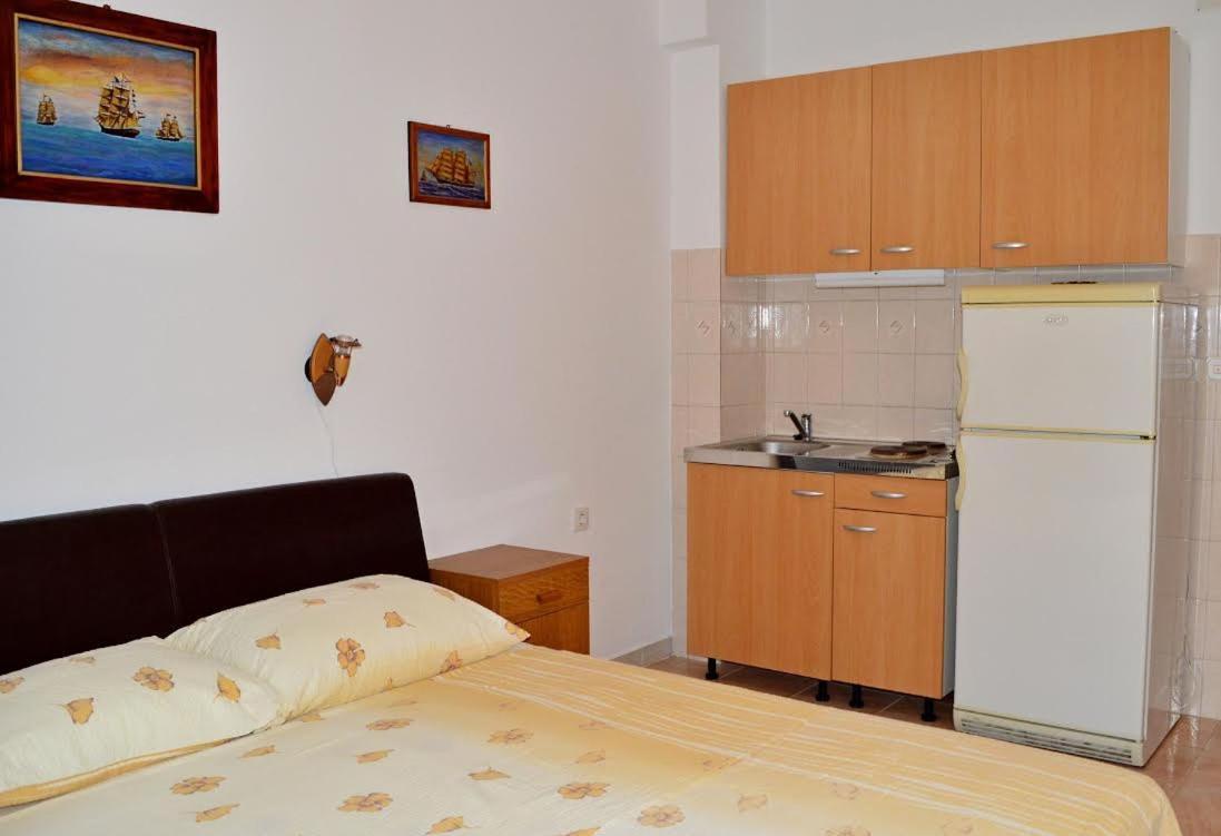 Apartmani Peko Pag Town Dış mekan fotoğraf