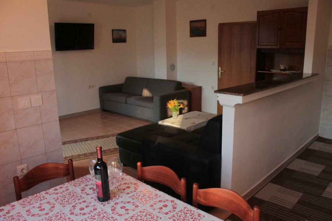 Apartmani Peko Pag Town Dış mekan fotoğraf