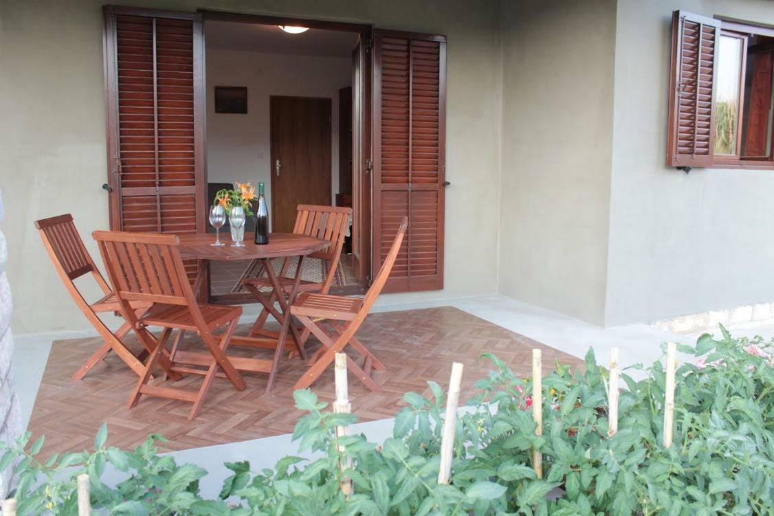 Apartmani Peko Pag Town Dış mekan fotoğraf