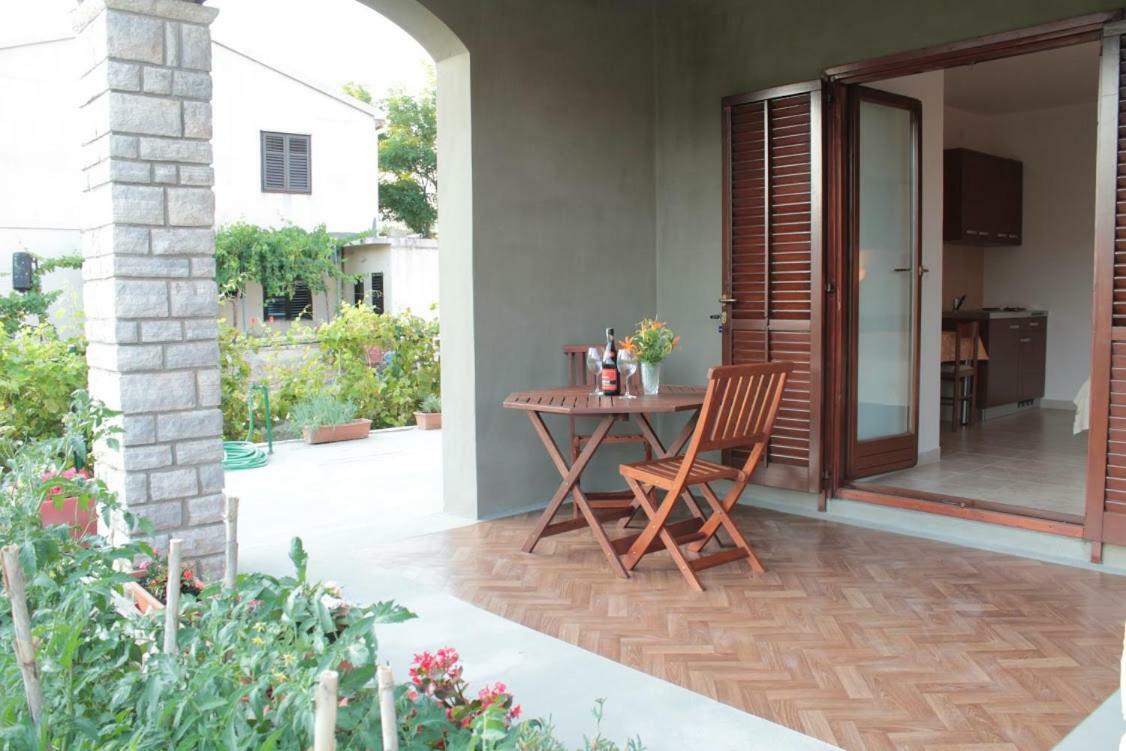 Apartmani Peko Pag Town Dış mekan fotoğraf