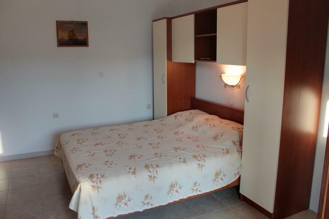 Apartmani Peko Pag Town Dış mekan fotoğraf